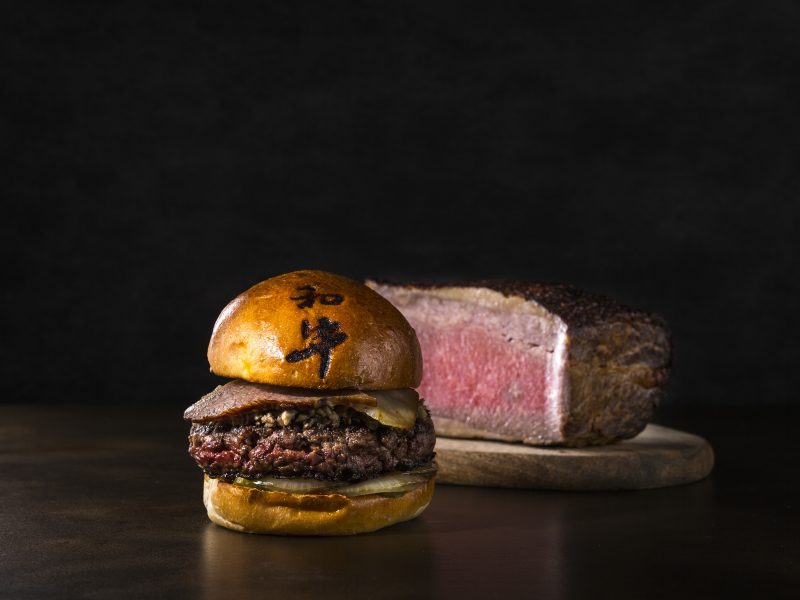 A5和牛一頭買いの焼肉平城苑がひとつ上のグルメバーガーを開発！ハンバーガー専門店 『Wagyu Burger』コレド室町テラスに４月10日（土）オープン